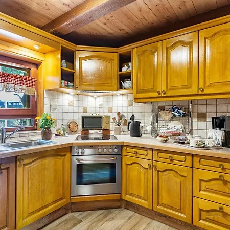 Blockhaus Guenther Und Brigitte Serr *