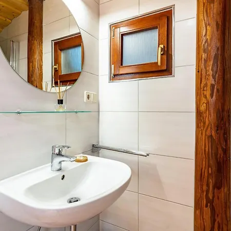 Blockhaus Guenther Und Brigitte Serr * Lauf