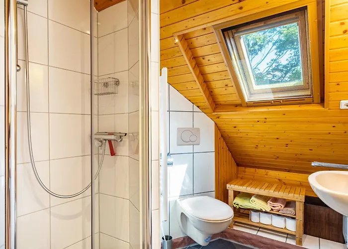 Blockhaus Guenther Und Brigitte Serr *